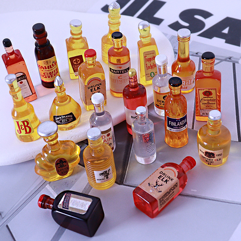 Kitchen Gadgets Kids - 10pcs Miniature Dollhouse Bottle of Water